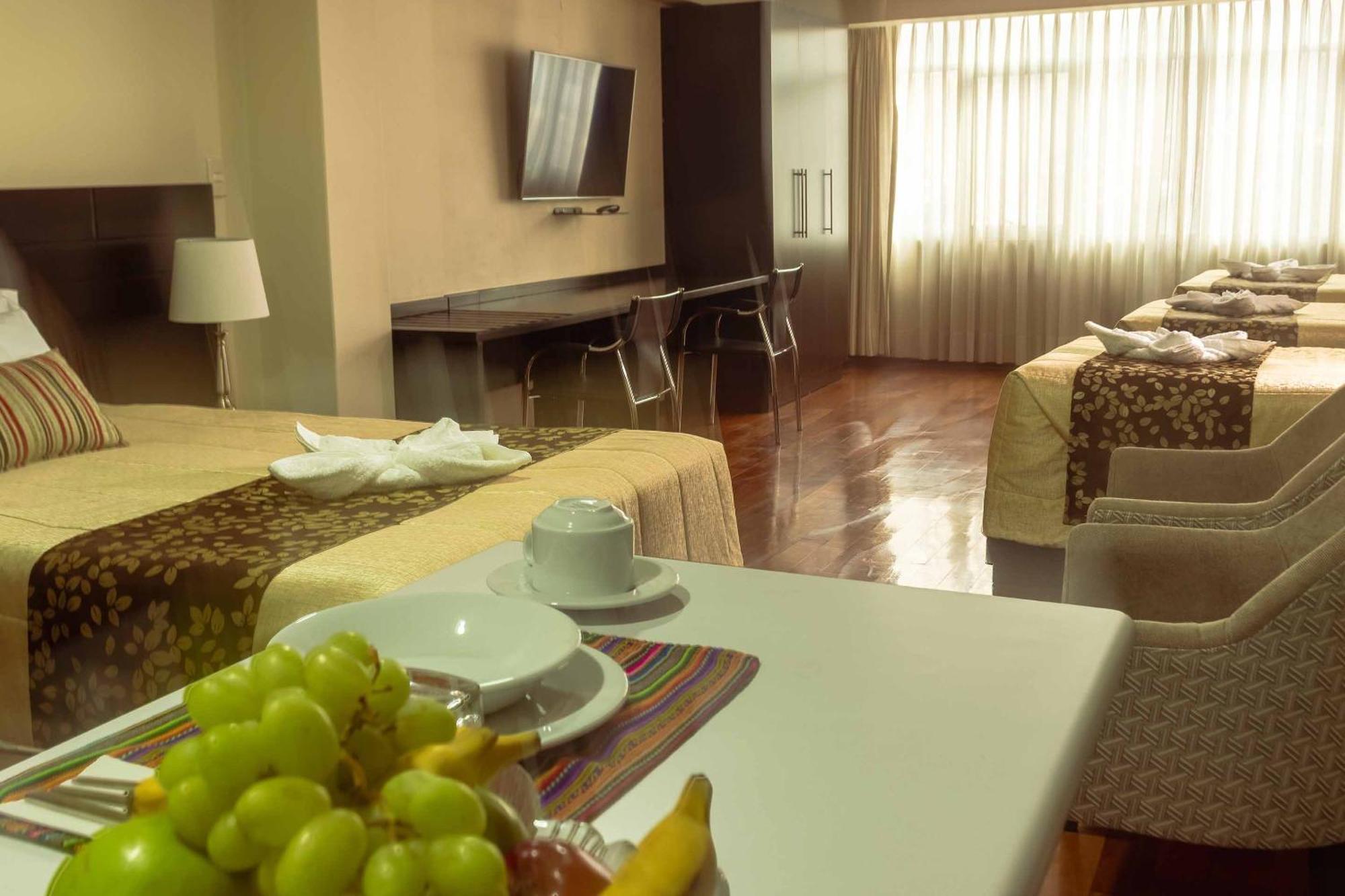 Apartahotel Group House 3*